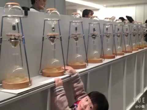 E86FC8D7-0125-4D93-AB45-B98E9B6505EA.MOVdi