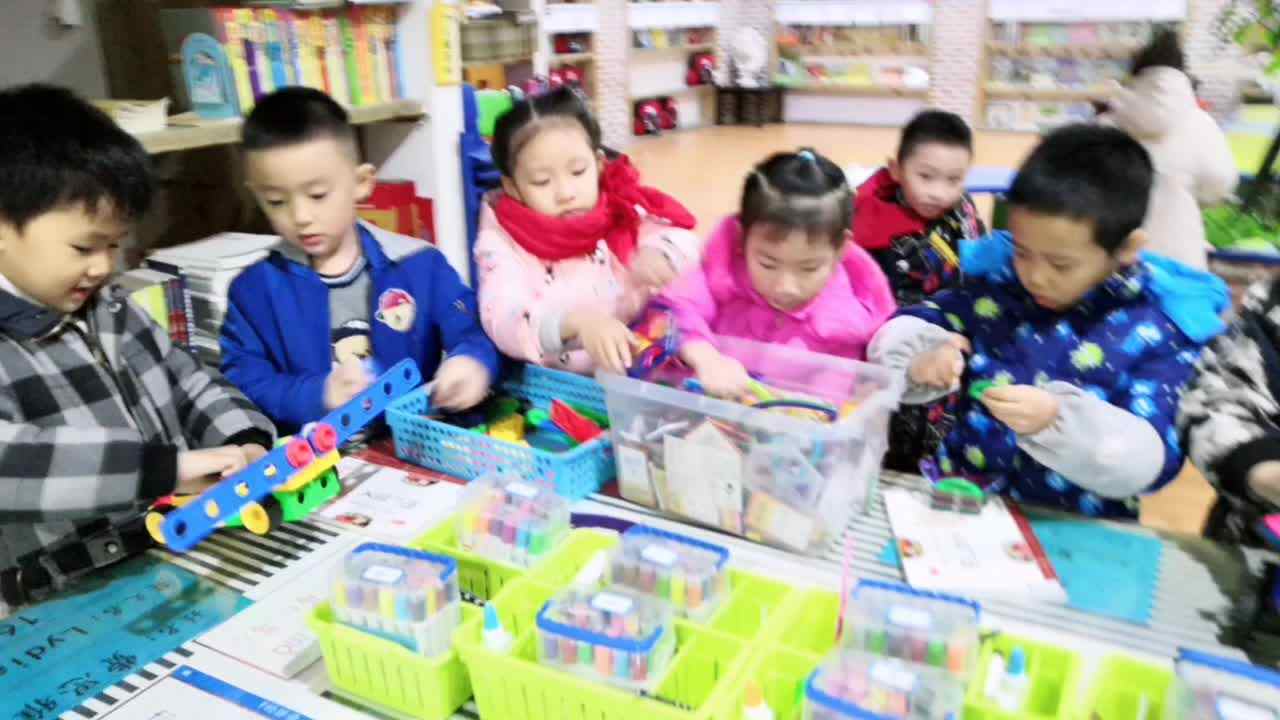 我们都是拼搭小能手
