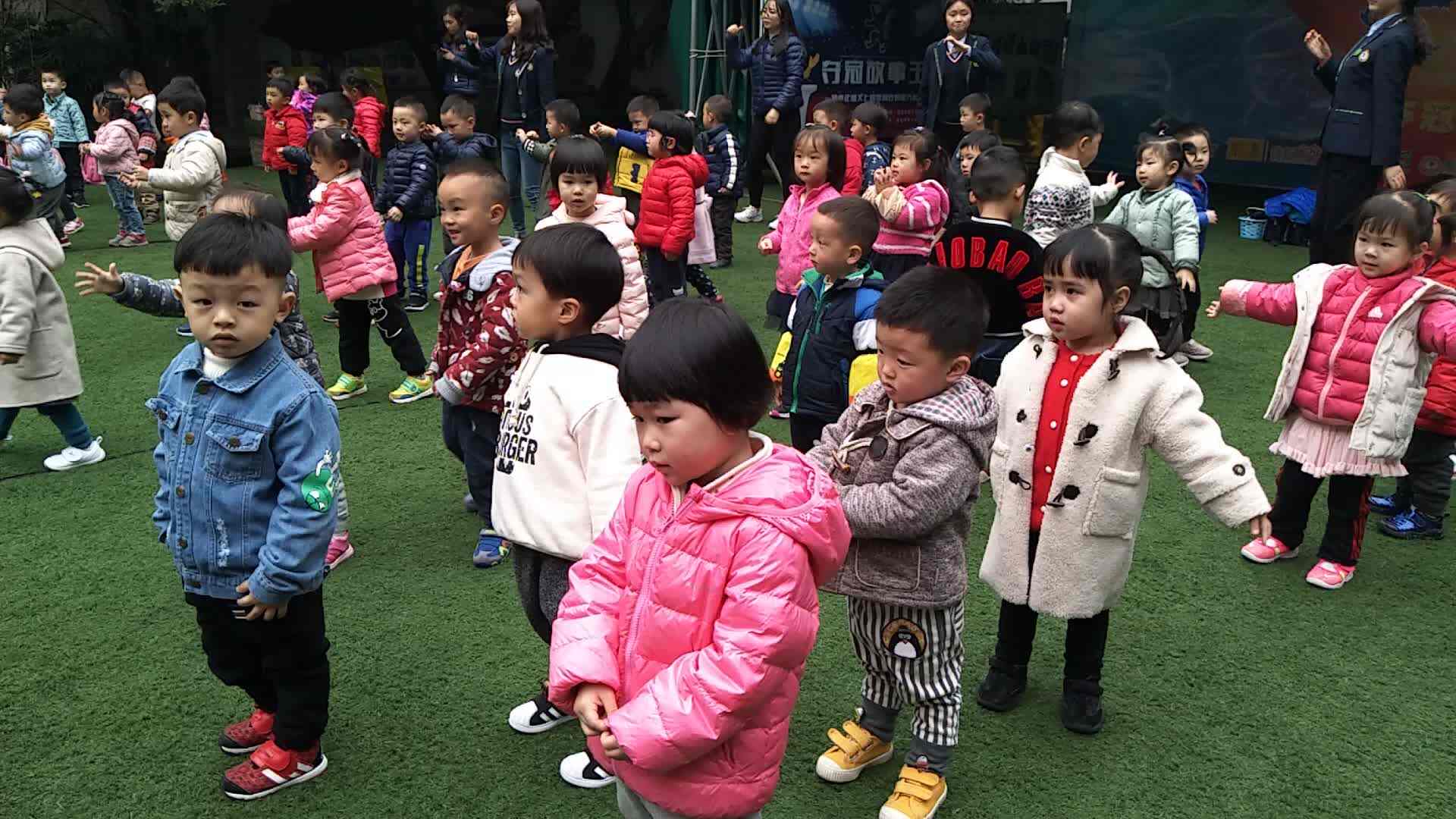 做早操 2