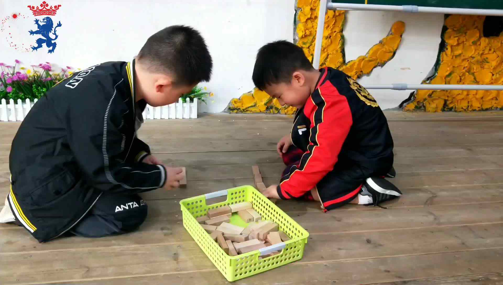 打麻将.