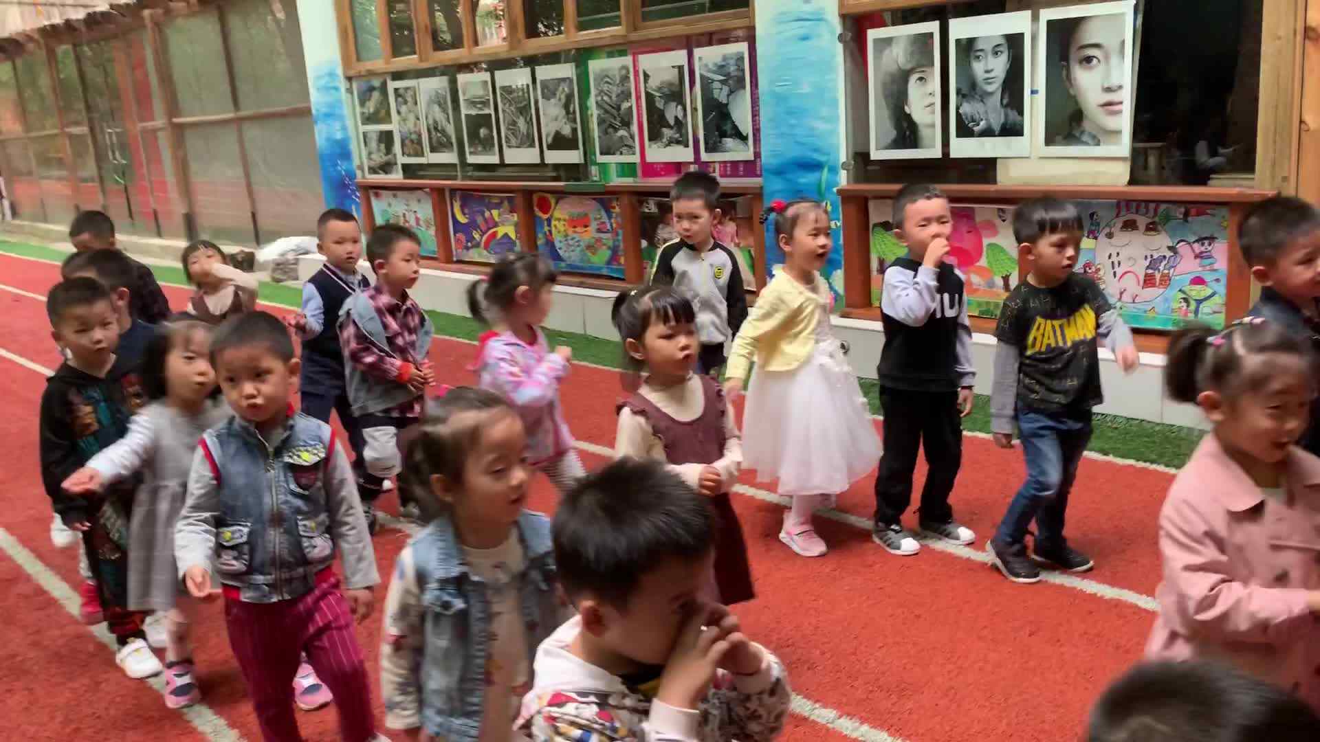 不能动 哦.MOV