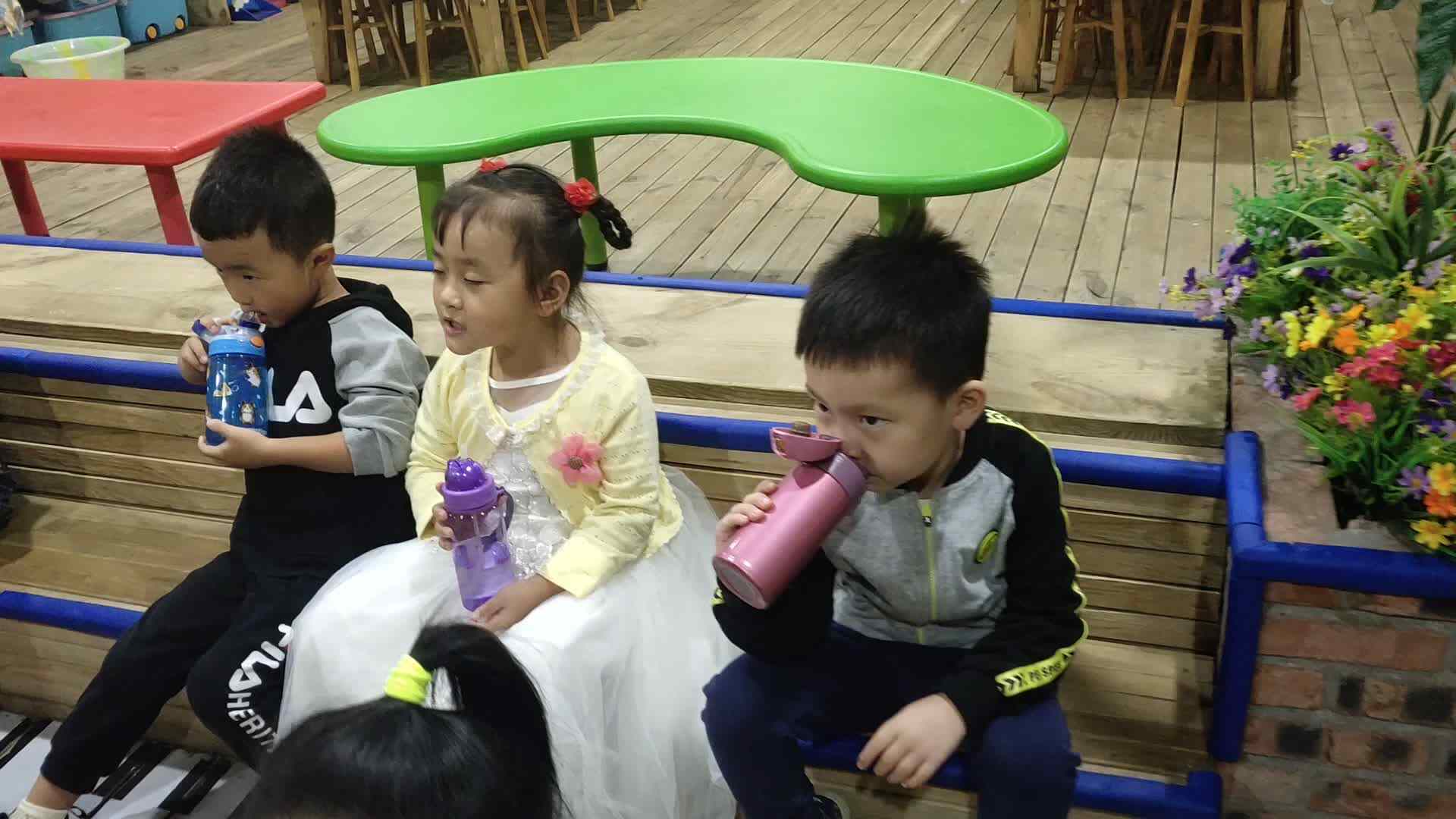 多喝水哦.mp4