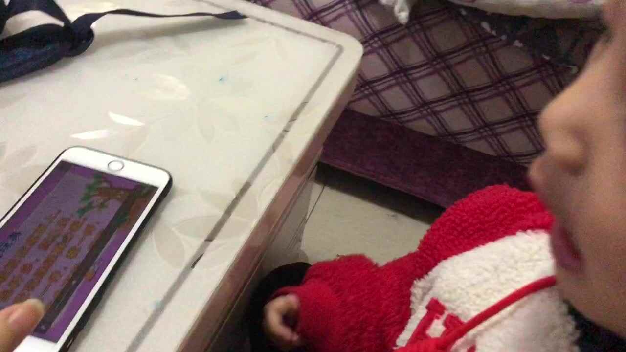 8CA8930B-FA3F-4AD8-B4C0-8942302458AA.MOV
