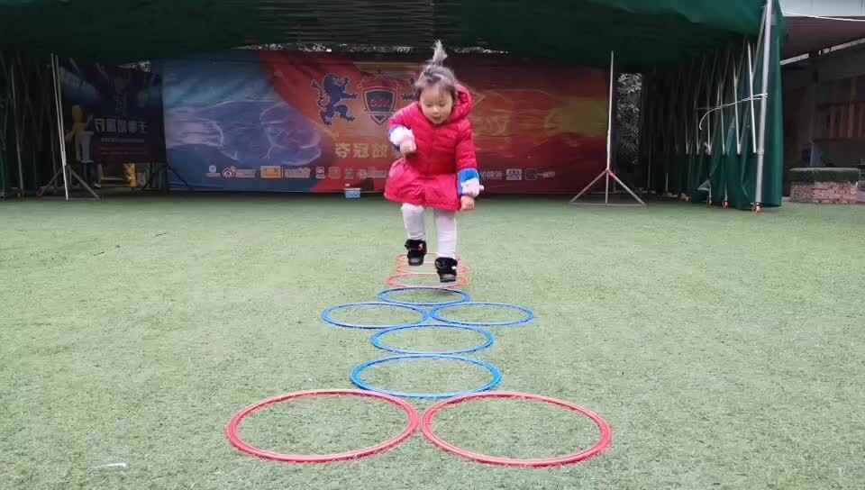 跳圈圈