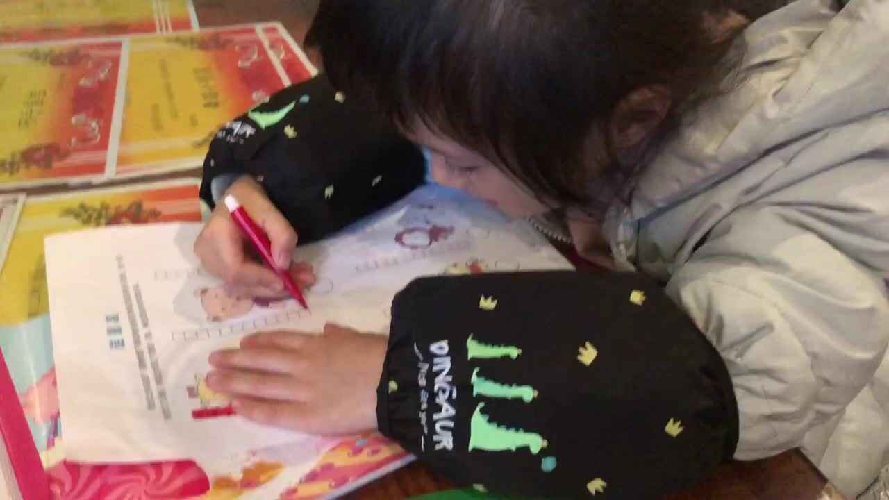12月9日大A班周沐青作业（比高矮）