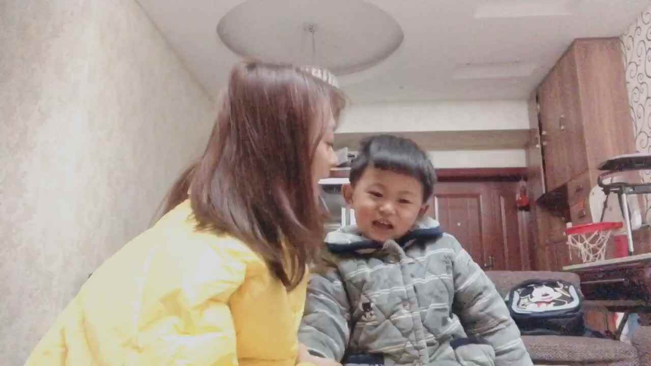 12月21日中c班《丁陈一家庭》宝贝自护歌