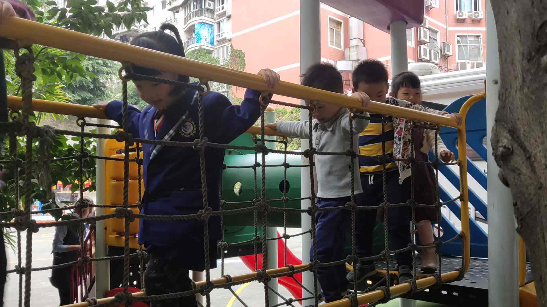一起玩游戏3.mp4