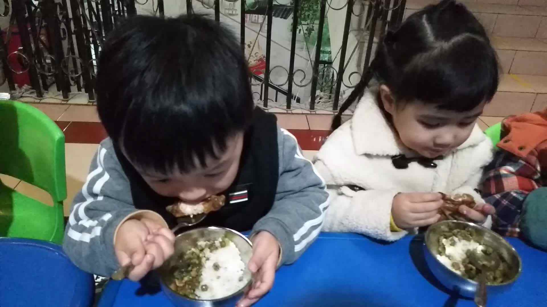 吃午饭
