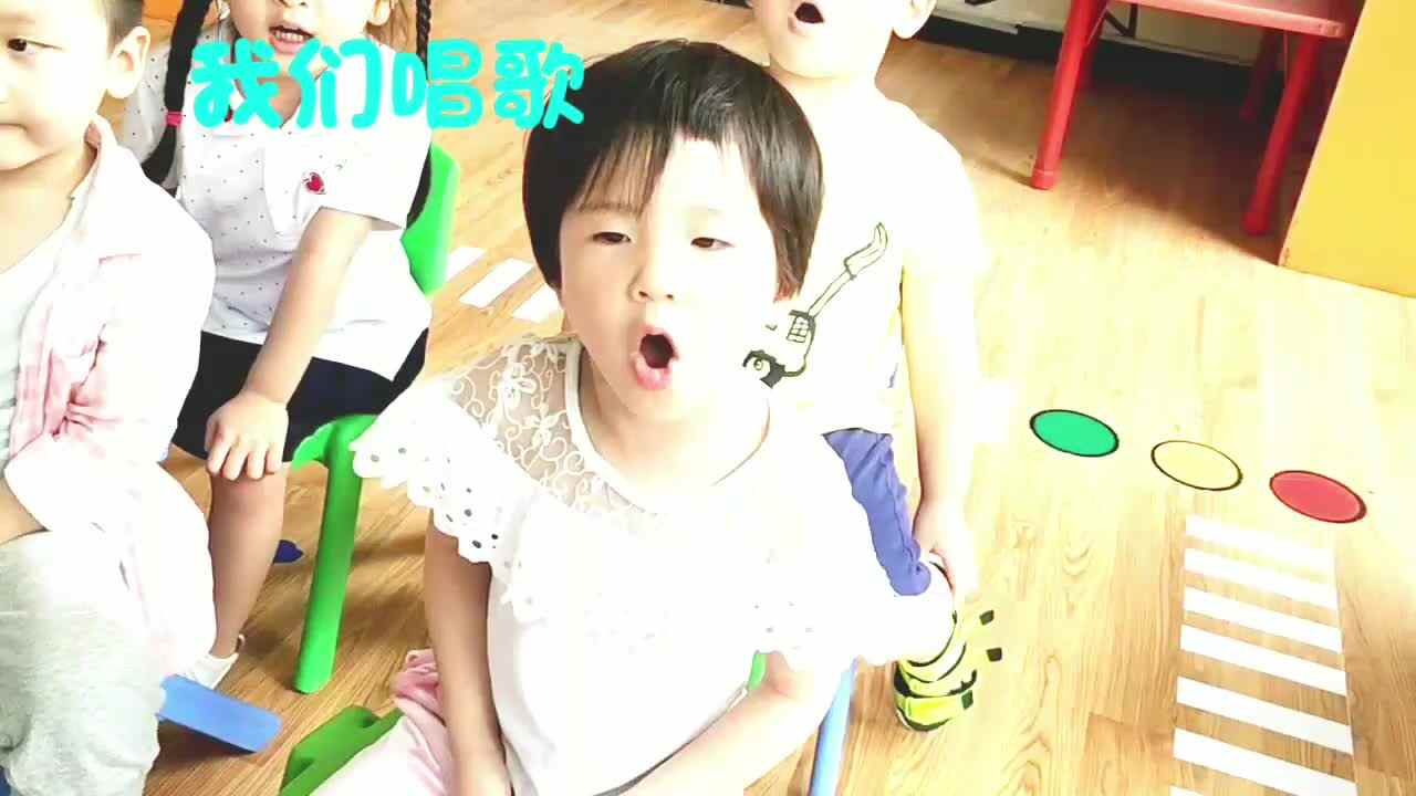 大声唱歌