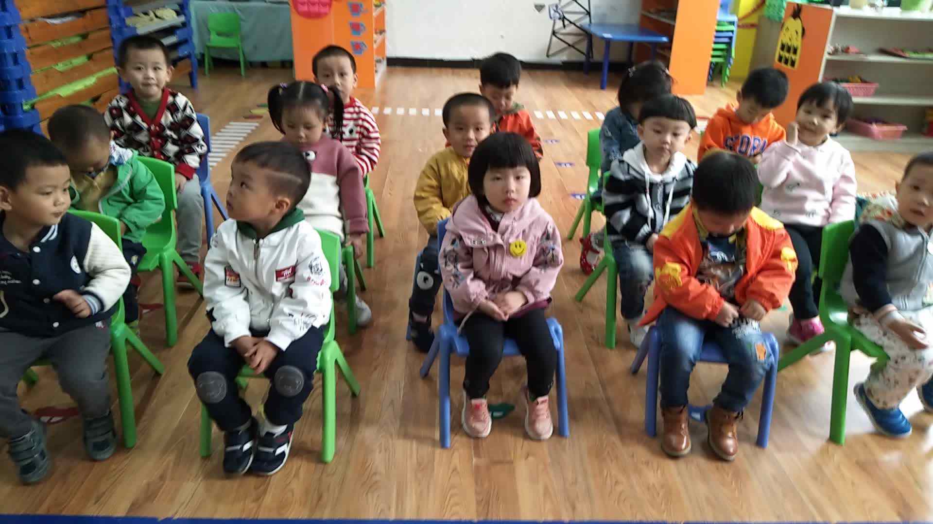 萌娃们在上课