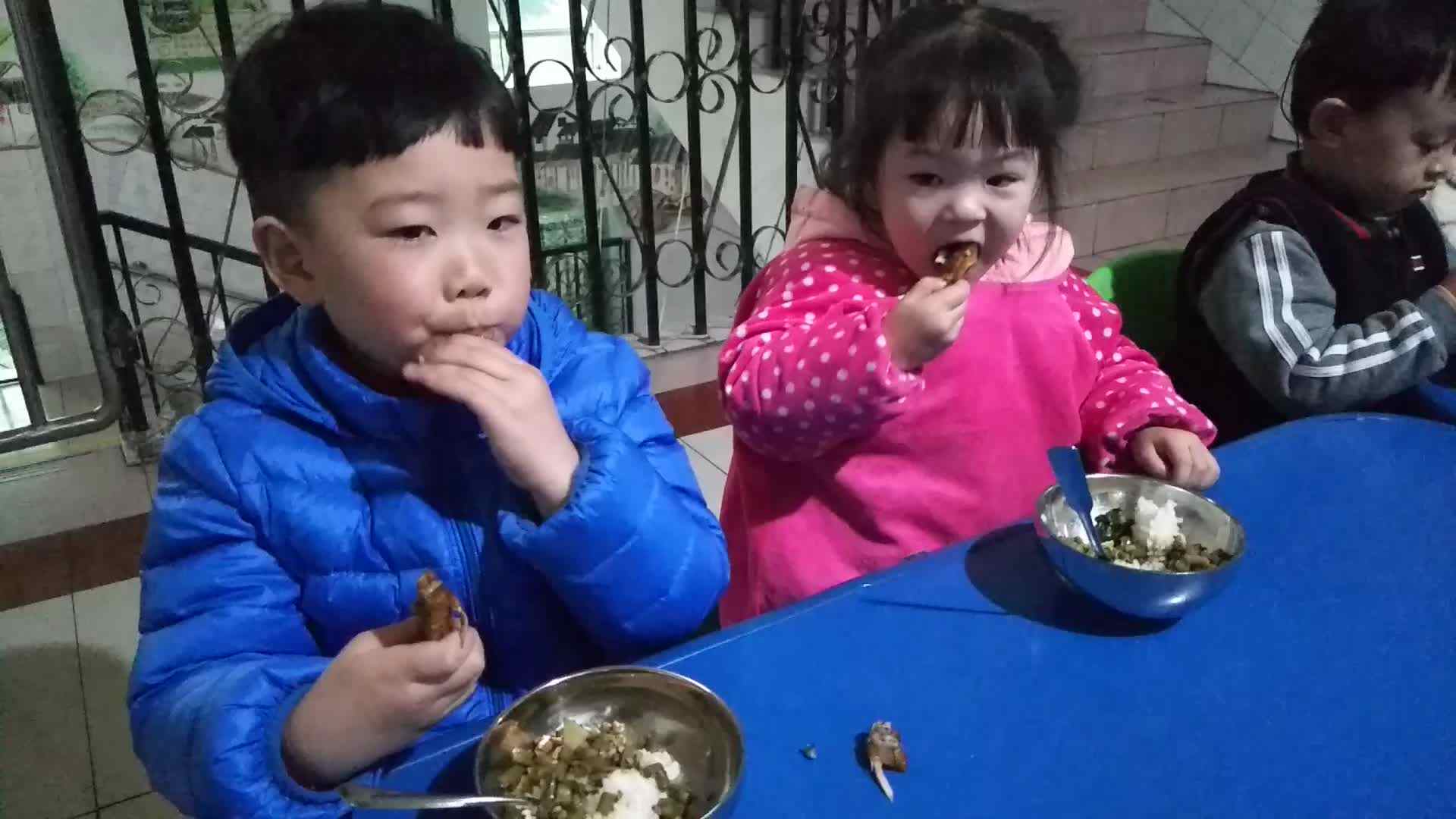 吃午饭