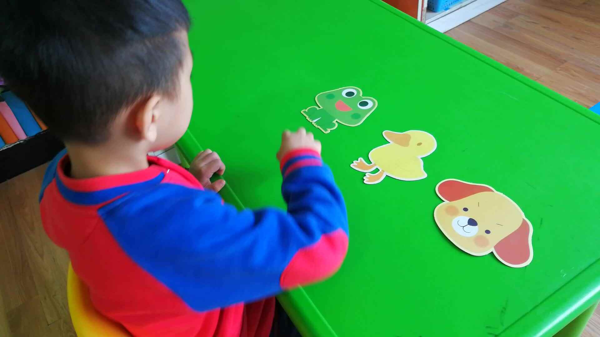 萌娃们在学习数学