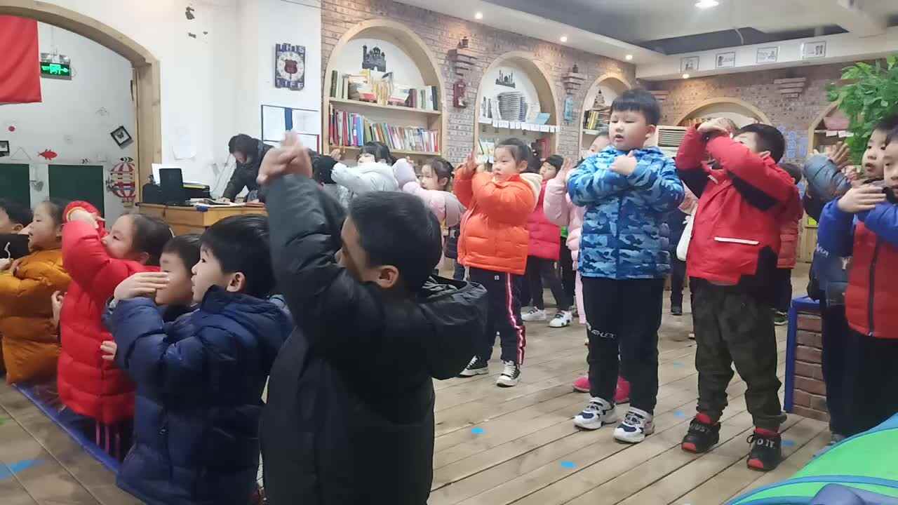 萌娃的排练生活