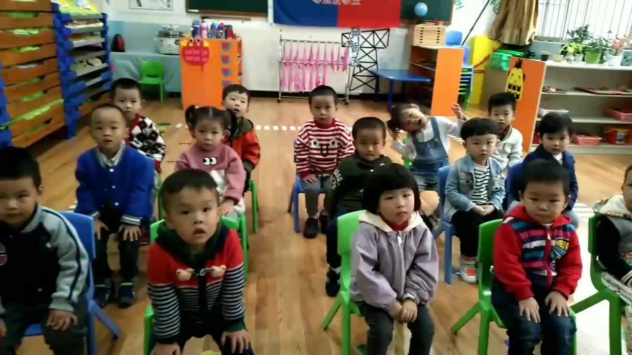 萌娃们在上课