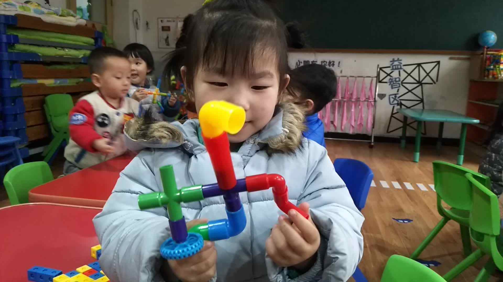玩玩具