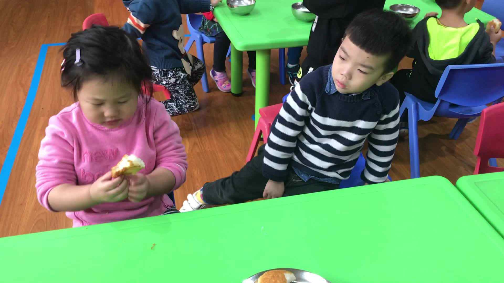 萌娃在吃日常认知