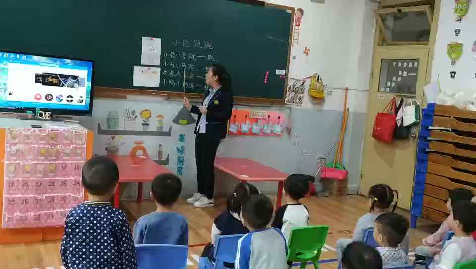 萌娃们在阅读