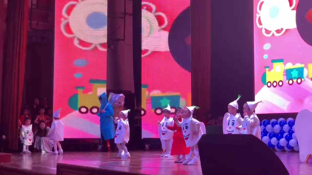 绚丽多彩的舞蹈，引人入胜