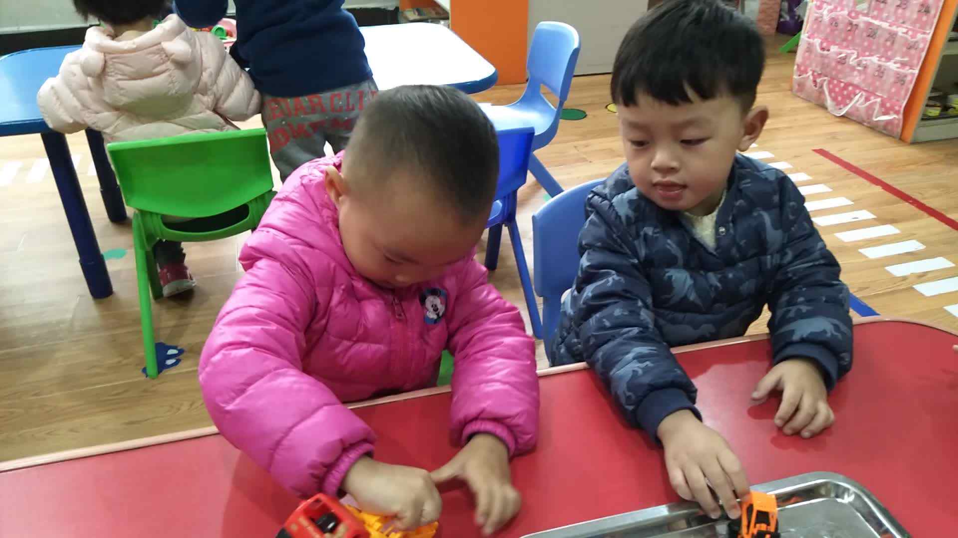 玩玩具 (4)
