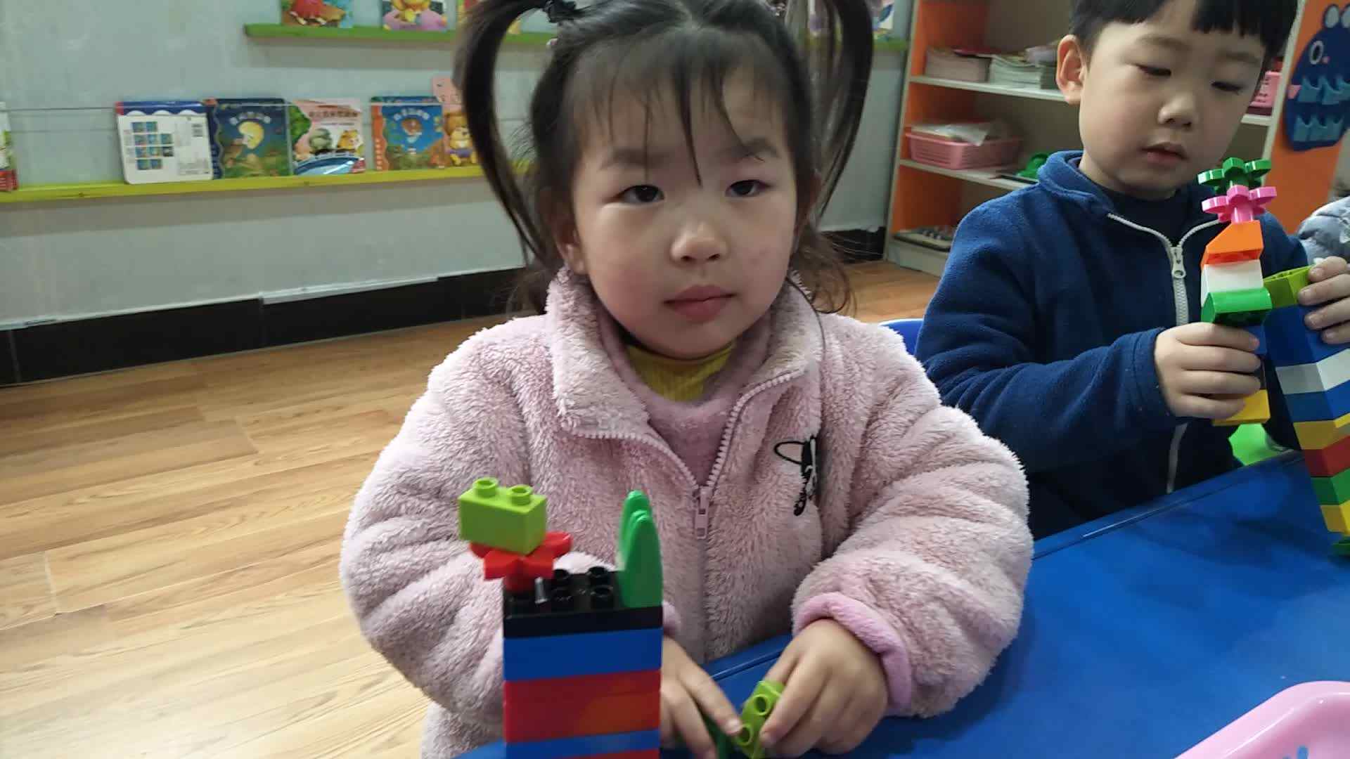 玩玩具 (3).