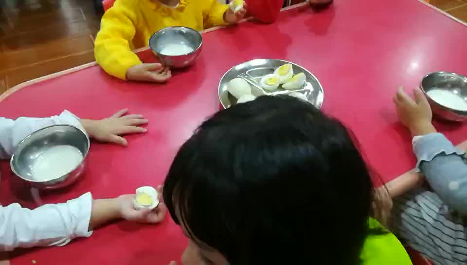吃饭香香