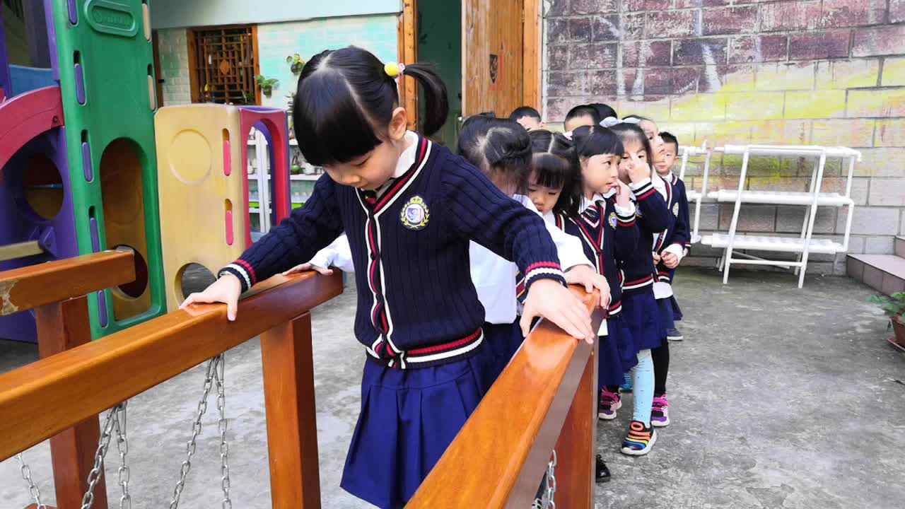 快乐玩具