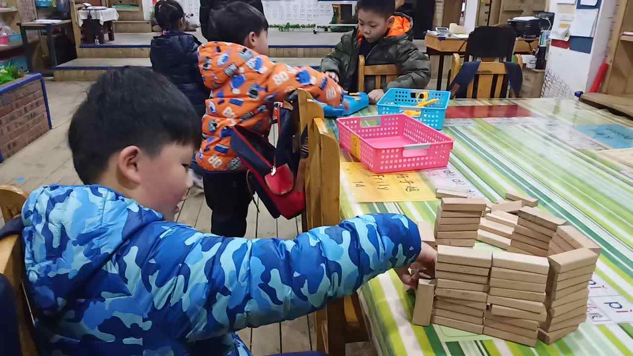 可爱萌娃日常生活