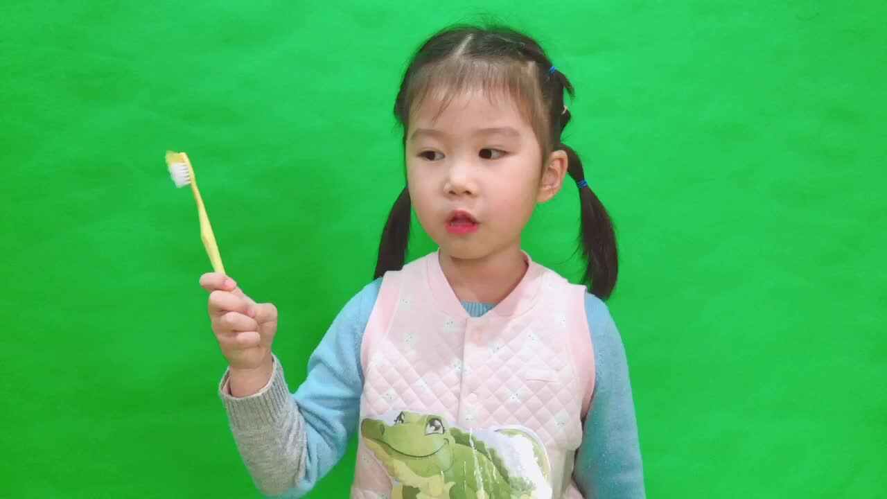 萌娃们在表演-绘本