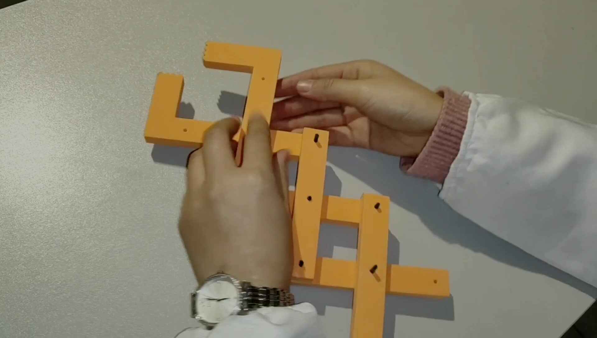 机械手臂