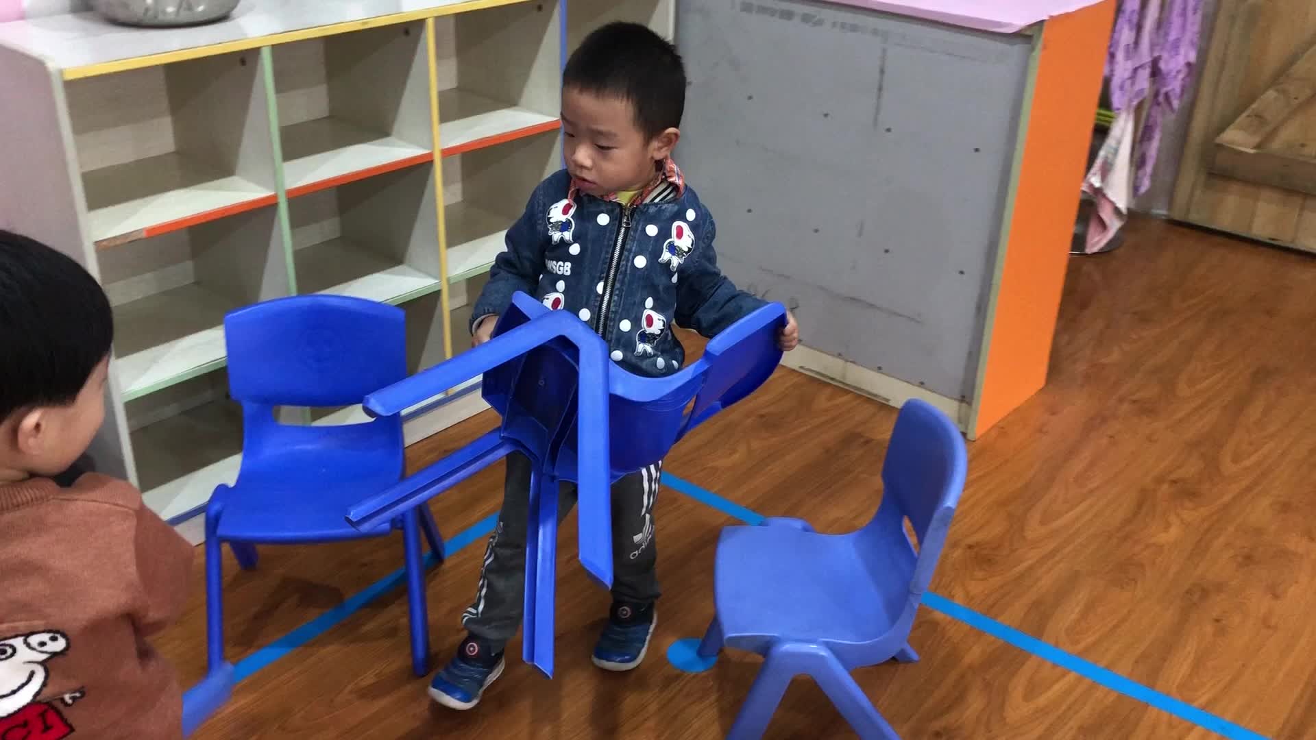 萌娃在日常认知