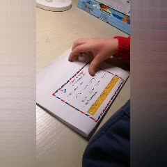 实验学前三班张淳博2.25数学作业