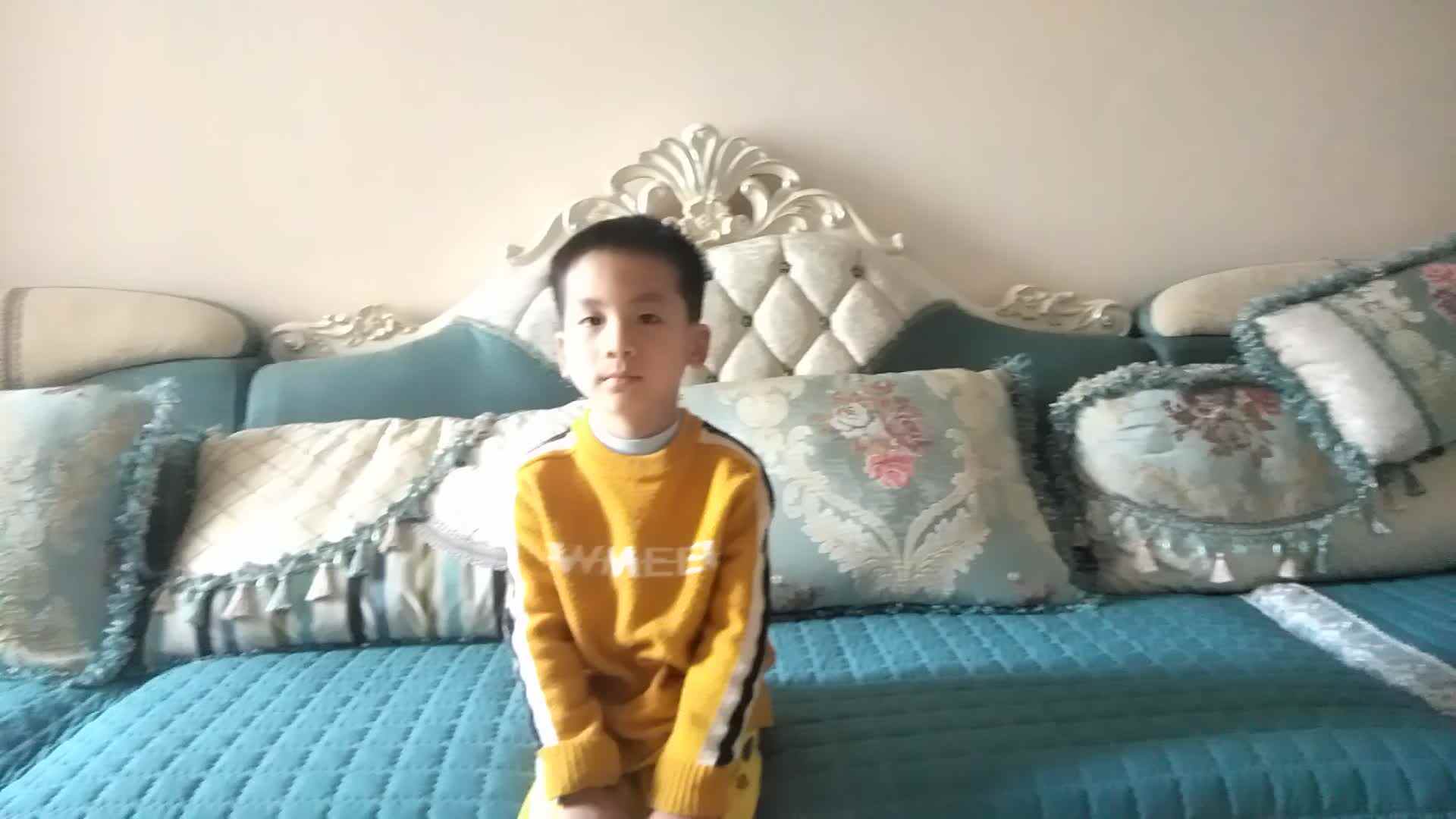 大A班云俊钦    背诵江畔独步寻花