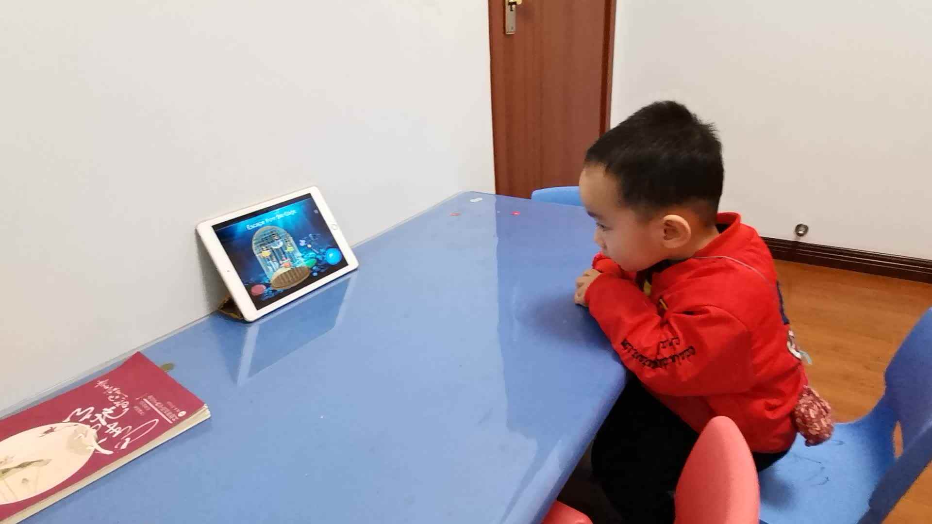 小A班朱书安英语作业-2020.3.3mp4