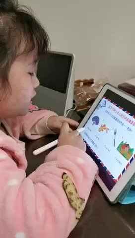 英语实验刘楚焓