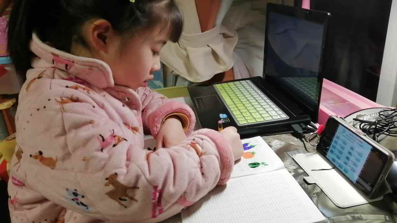 李卓桐2020.03.09拼音2