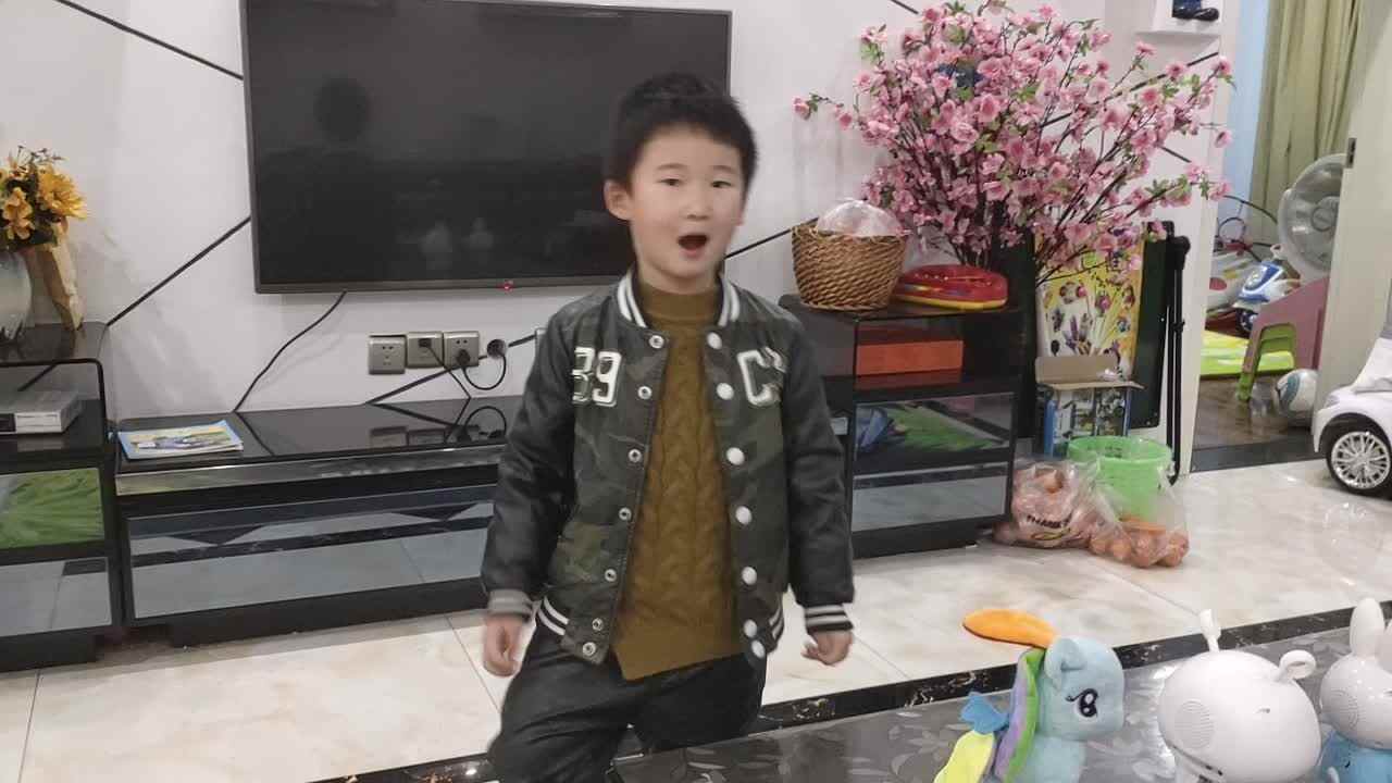 2020.03.13大A班冉皓宇《咏柳》