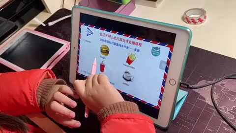 英语实验三班刘楚焓