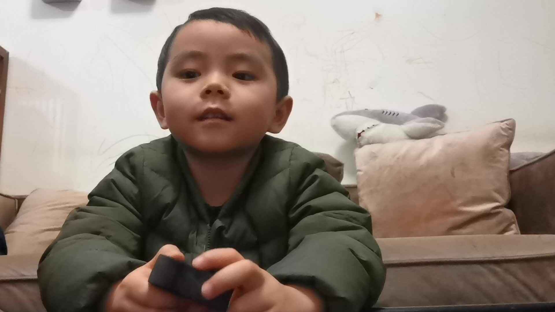 20200313-中C班黄钰轩-打喷嚏