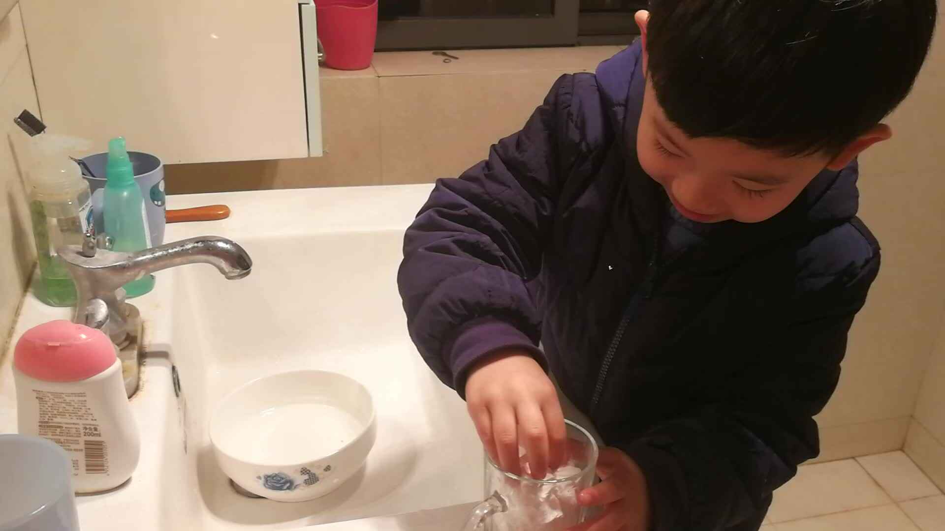 实验:空气在哪里mp4