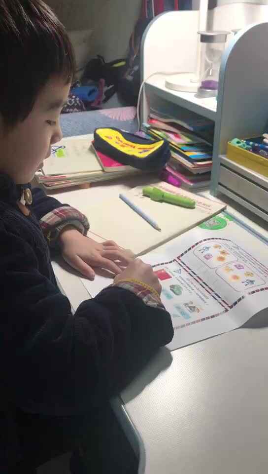 赵隽语作业1.mp4