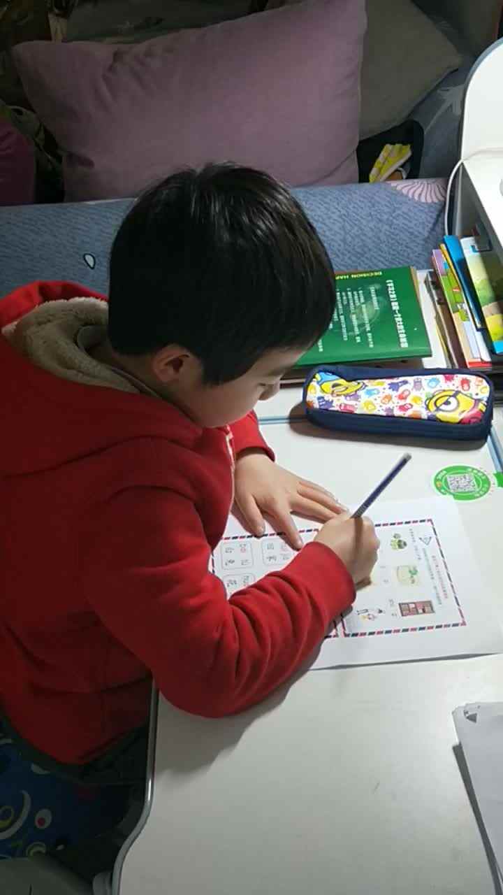 赵隽语拼音作业3月12日.mp4