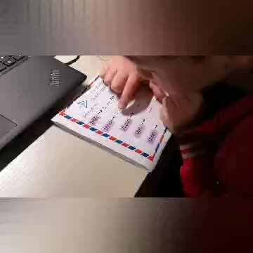 实验三班张淳博3.17拼音