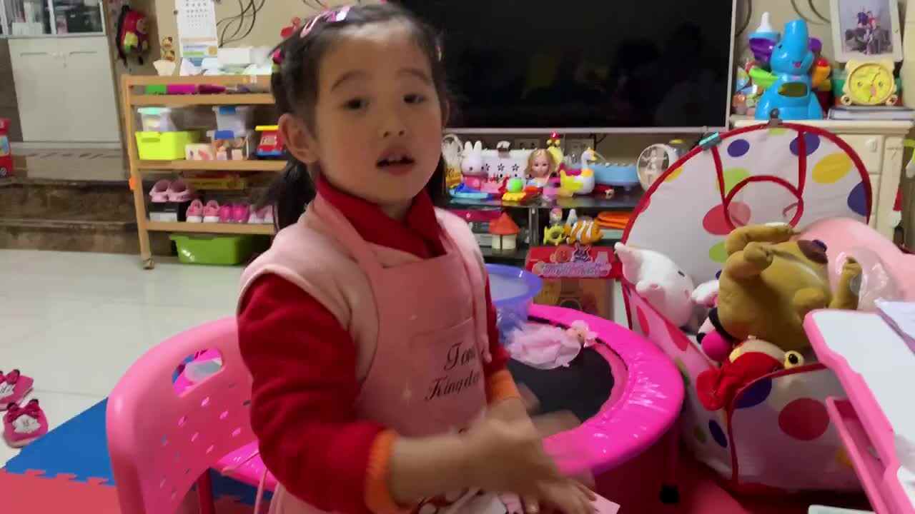 2020.4.1实验中班7号家庭作业1.MOV