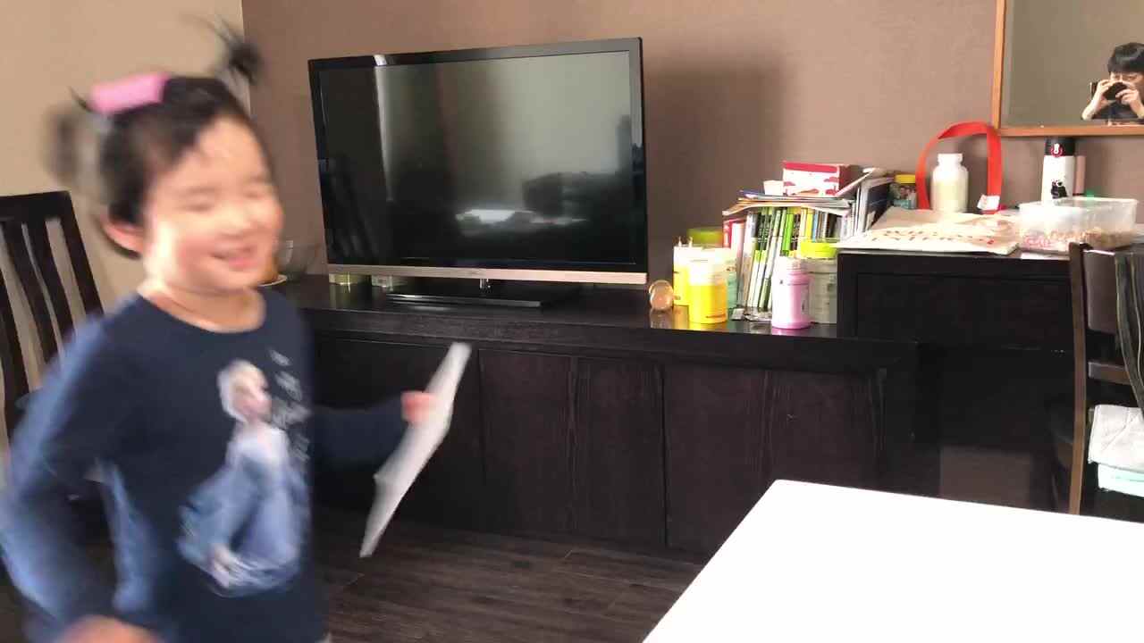 实验中班奉利珊英语作业