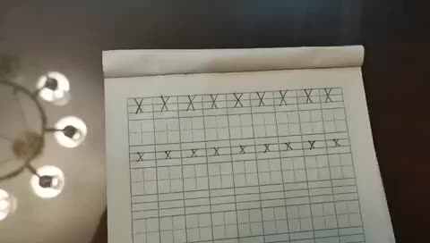 trim.B53864E2-515D-4DB7-BD85-B71547B7A7E0.MOV张雅涵