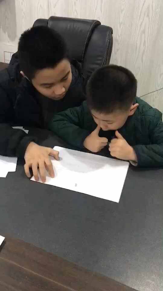 实验三班张淳博4.7英语