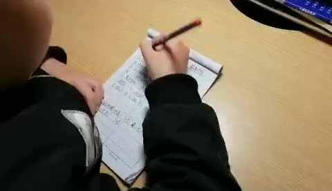 trim.FEC1B2BD-B6CE-41CA-B0E9-3BA30BF146A6.MOV岳航锐4.5作业1