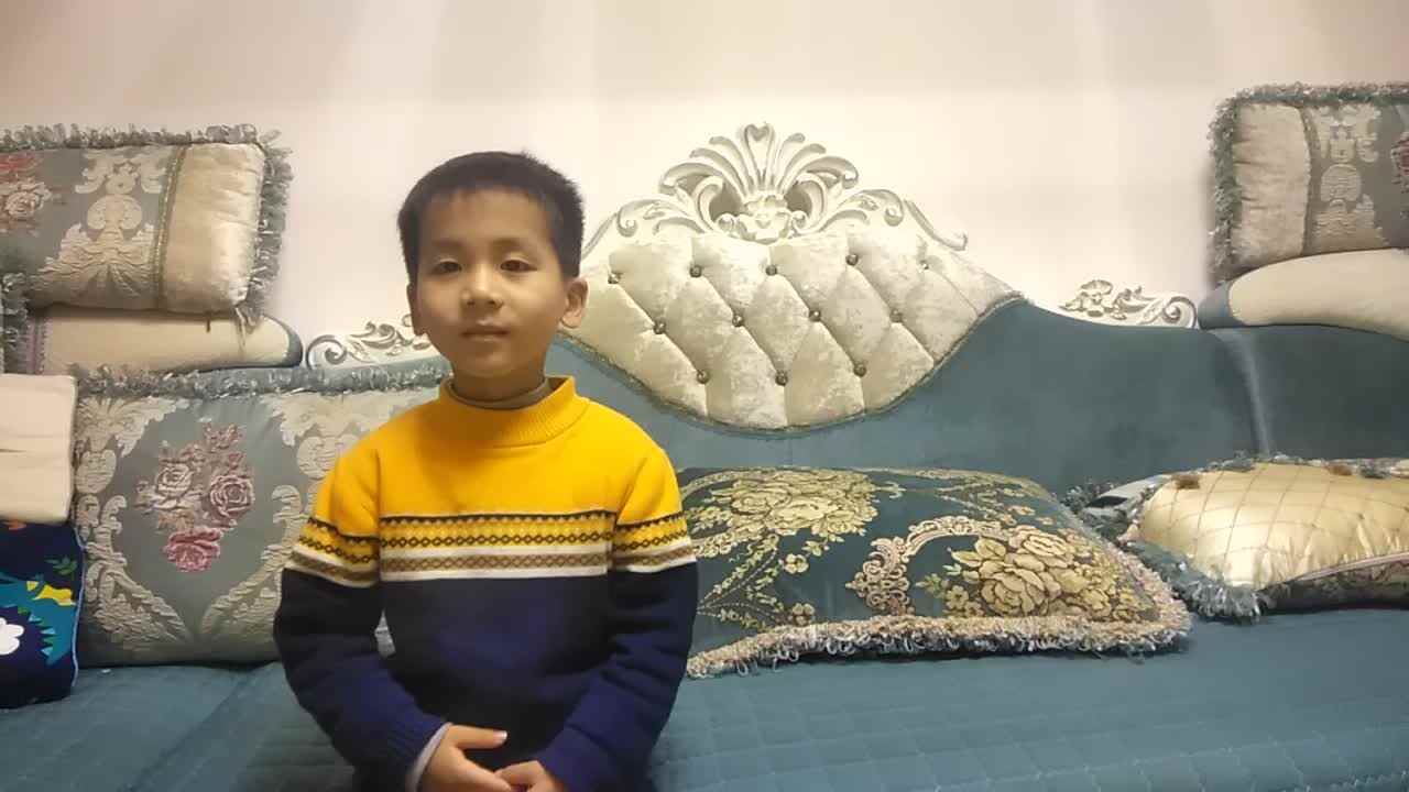 大A班云俊钦     颜色