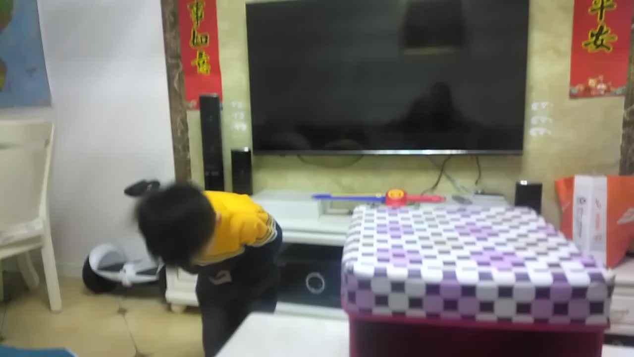 大A班云俊钦      描述里外关系