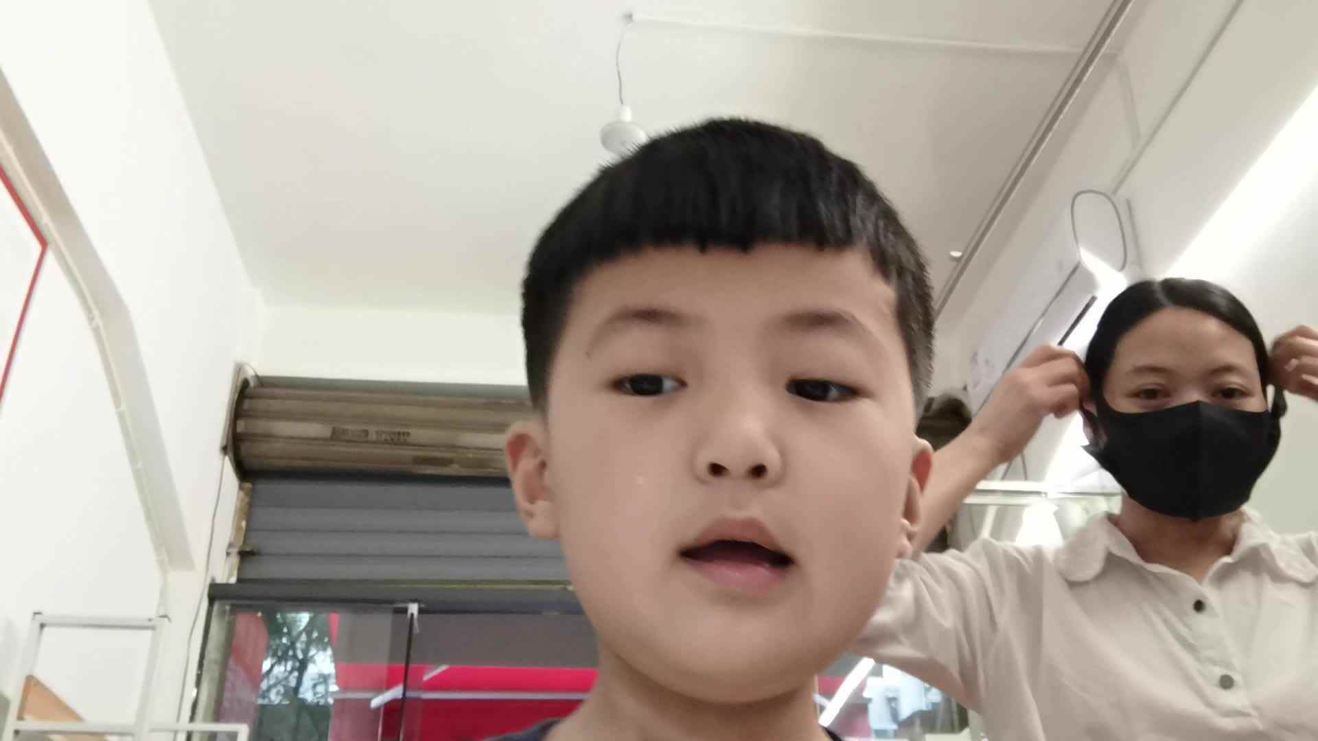 VID_20200525_182358.mp4